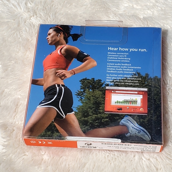 Nike + iPod Sensor Sport Kit Device. Running. In Box. - Picture 2 of 4